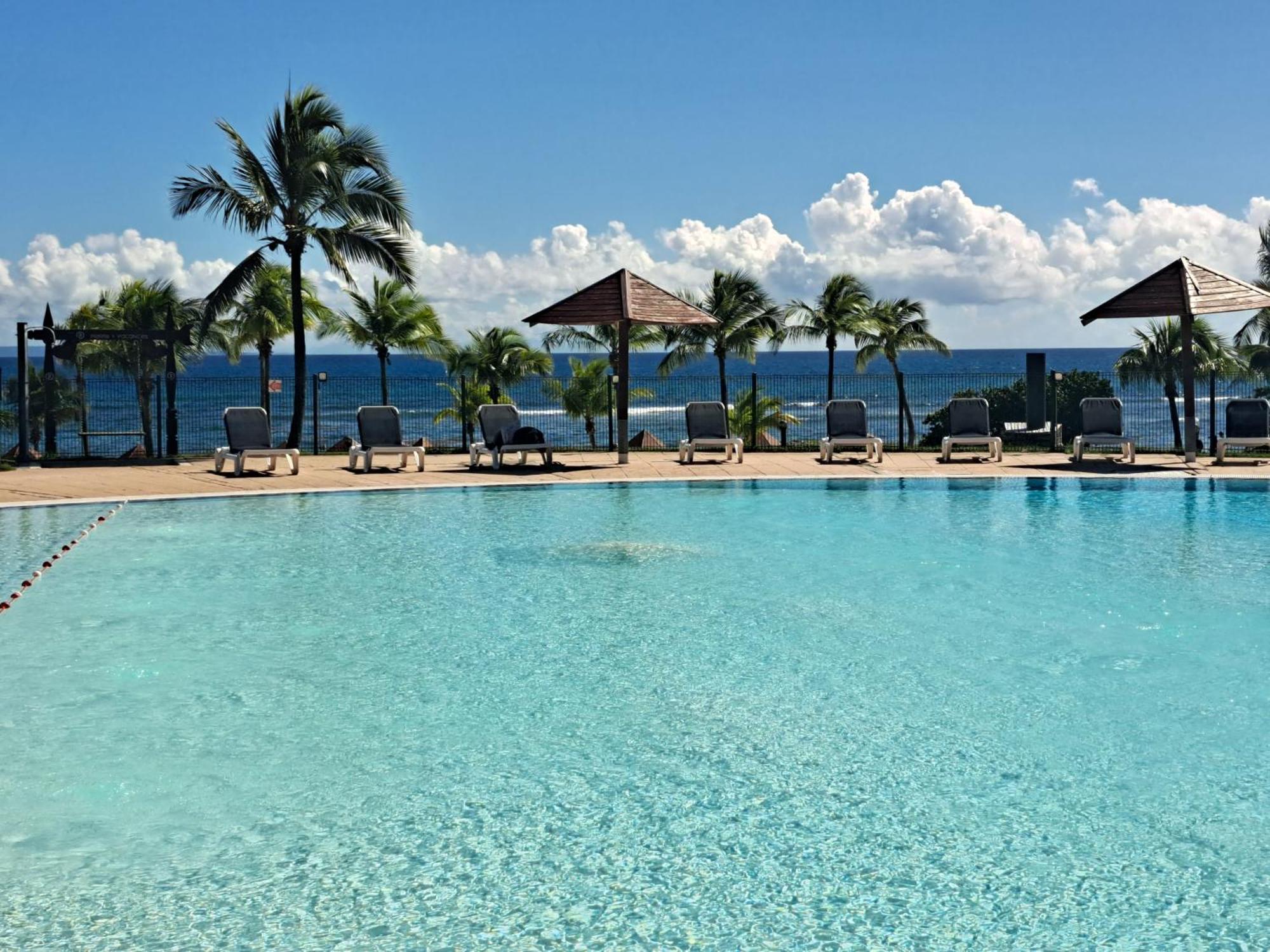 Grand Studio Vue Mer Exceptionnelle, Piscines, Plages. Sainte-Anne  Exterior foto